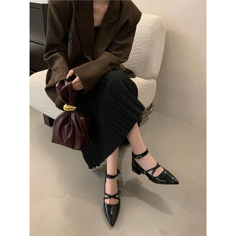 Damen elegante Slingback-Pumps mit geschmeidigem Lackfinish und verstellbarem Riemen R&B