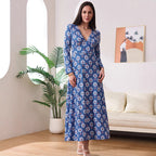 Damen Maxi-Kleid mit schmeichelndem V-Ausschnitt und floralen Details R&B