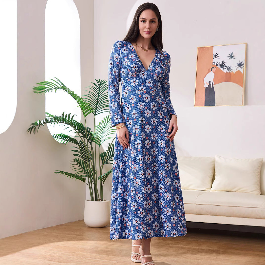 Damen Maxi-Kleid mit schmeichelndem V-Ausschnitt und floralen Details R&B