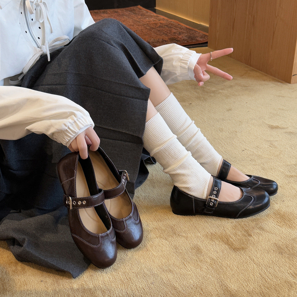Damen Mary Jane Ballerinas mit dekorativem Riemchen und hochwertiger Leder-Oberfläche