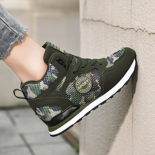 Damen Hochsneaker im trendigen Camouflage-Design R&B