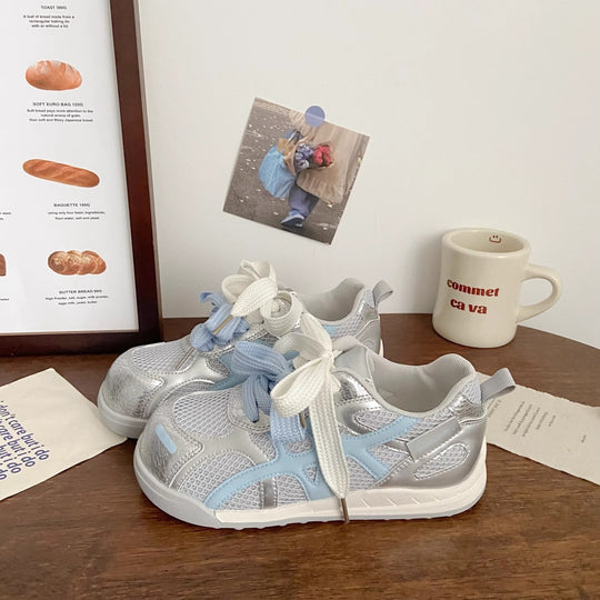 Damen Sneakers mit innovativem Schnürsystem und atmungsaktiver Oberflächenstruktur R&B