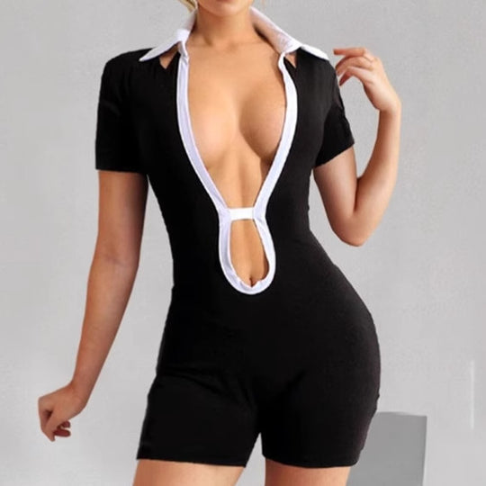 Damen Sportlicher Minijumpsuit mit tiefem V-Ausschnitt und kontrastierendem Kragen R&B
