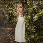 Damen Jumpsuit mit Elegantem V-Ausschnitt und Fließendem Bein R&B