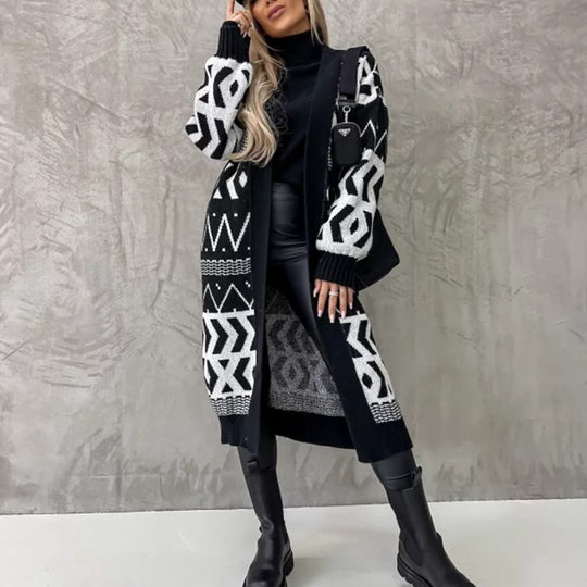 Damen Strickmantel mit modernem grafischen Muster und lässiger Passform R&B