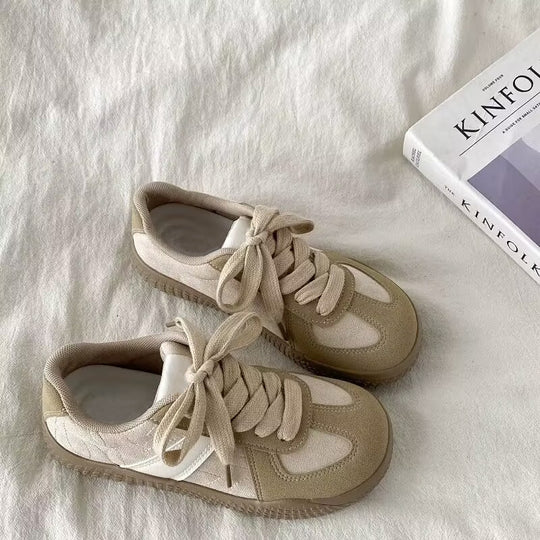 Damen Sportliche Komfort Sneaker mit elastischen Schnürsenkeln und atmungsaktiven Einsätzen R&B