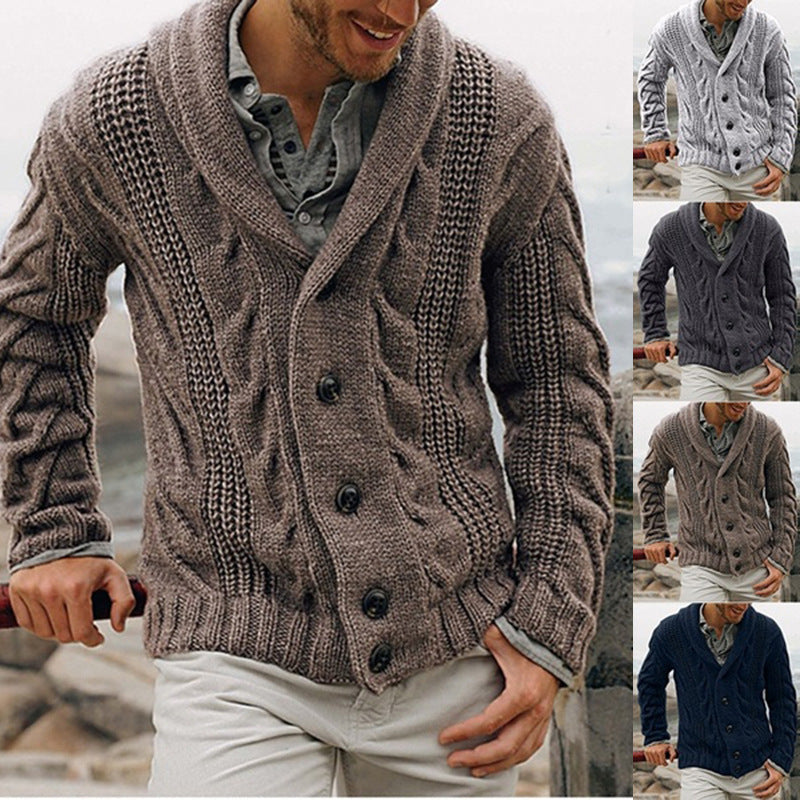 Herren Strickjacke mit modischem Zopfmuster und praktischen Taschen