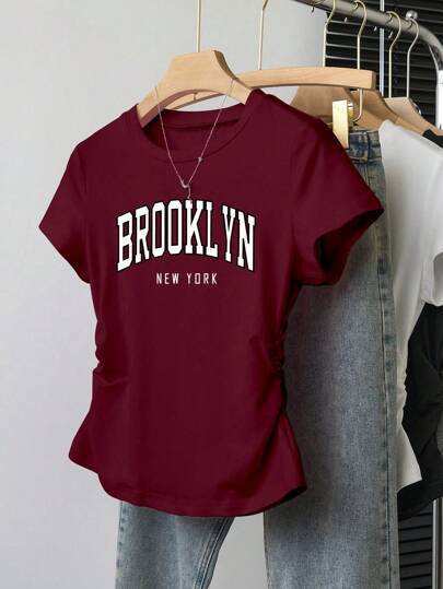 Damen Crop-T-Shirt mit figurbetontem Schnitt und modernem Design R&B
