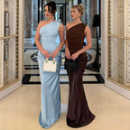 Damen Elegantes Maxikleid mit asymmetrischem Schnitt und raffinierten Drapierungen R&B