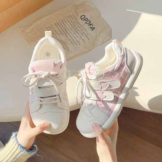 Damen Bequeme Sneaker mit praktischen Klettverschlüssen und atmungsaktiver Netzstruktur R&B