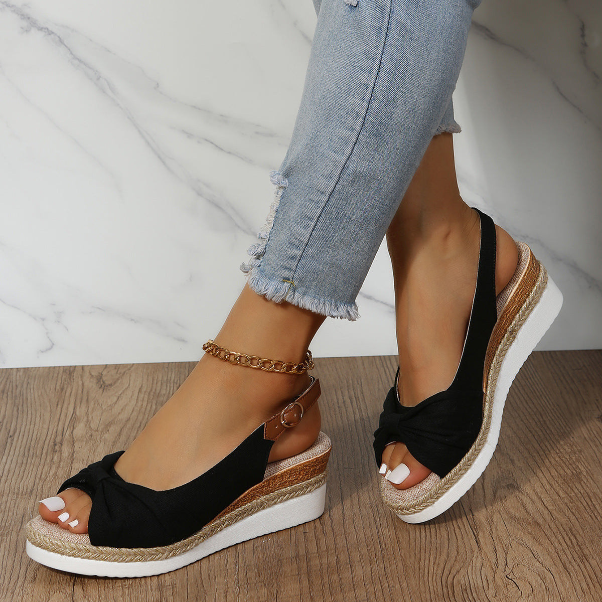 Damen Wedge-Pantoletten mit dekorativem Knoten-Design und komfortablem Fußbett R&B