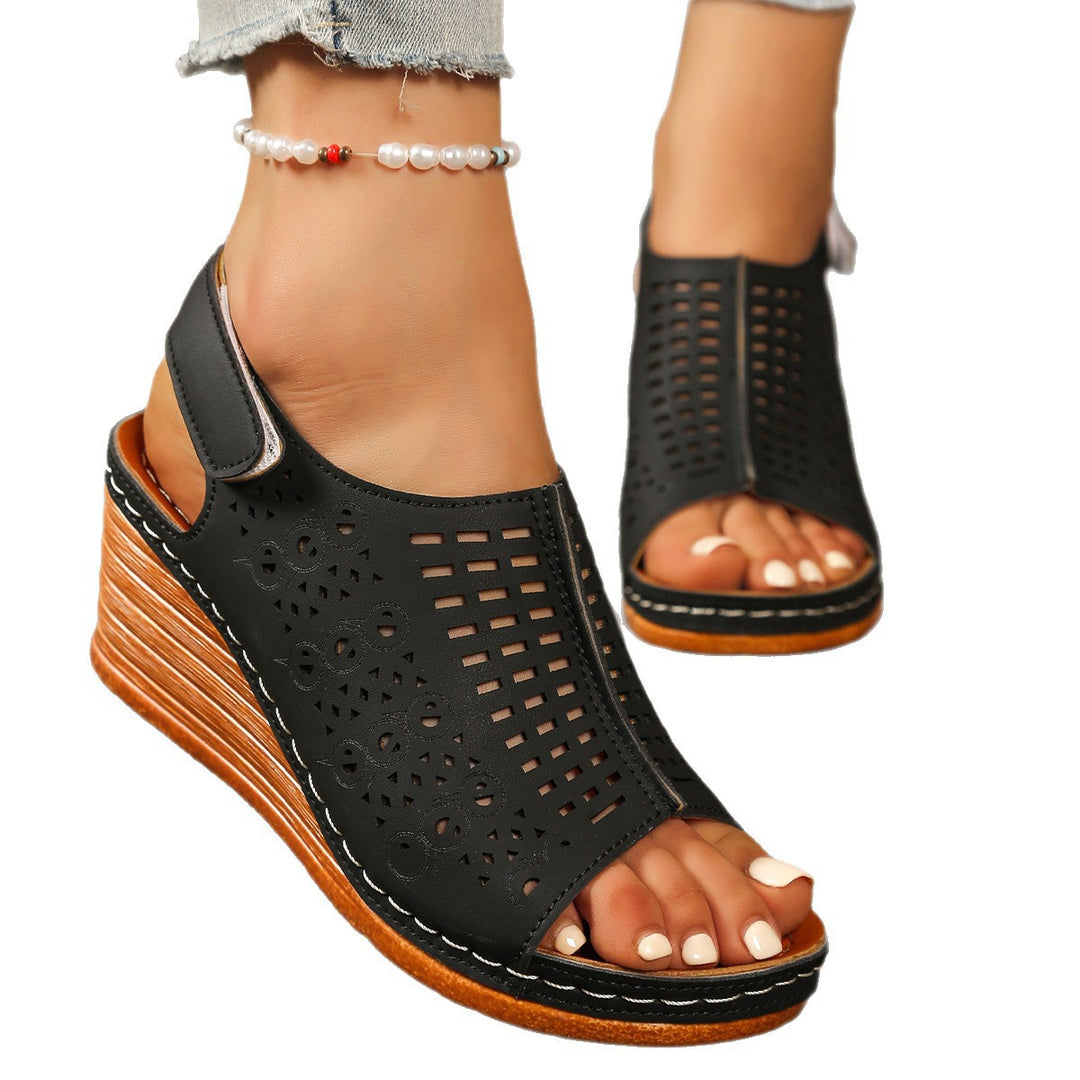 Damen Keil-Sandalen mit durchbrochenem Design und anatomischer Fußbettung R&B