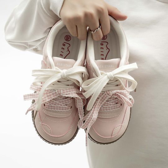 Damen Elegante und bequeme Sneakers mit innovativem Schnürsystem und atmungsaktiver Oberfläche R&B