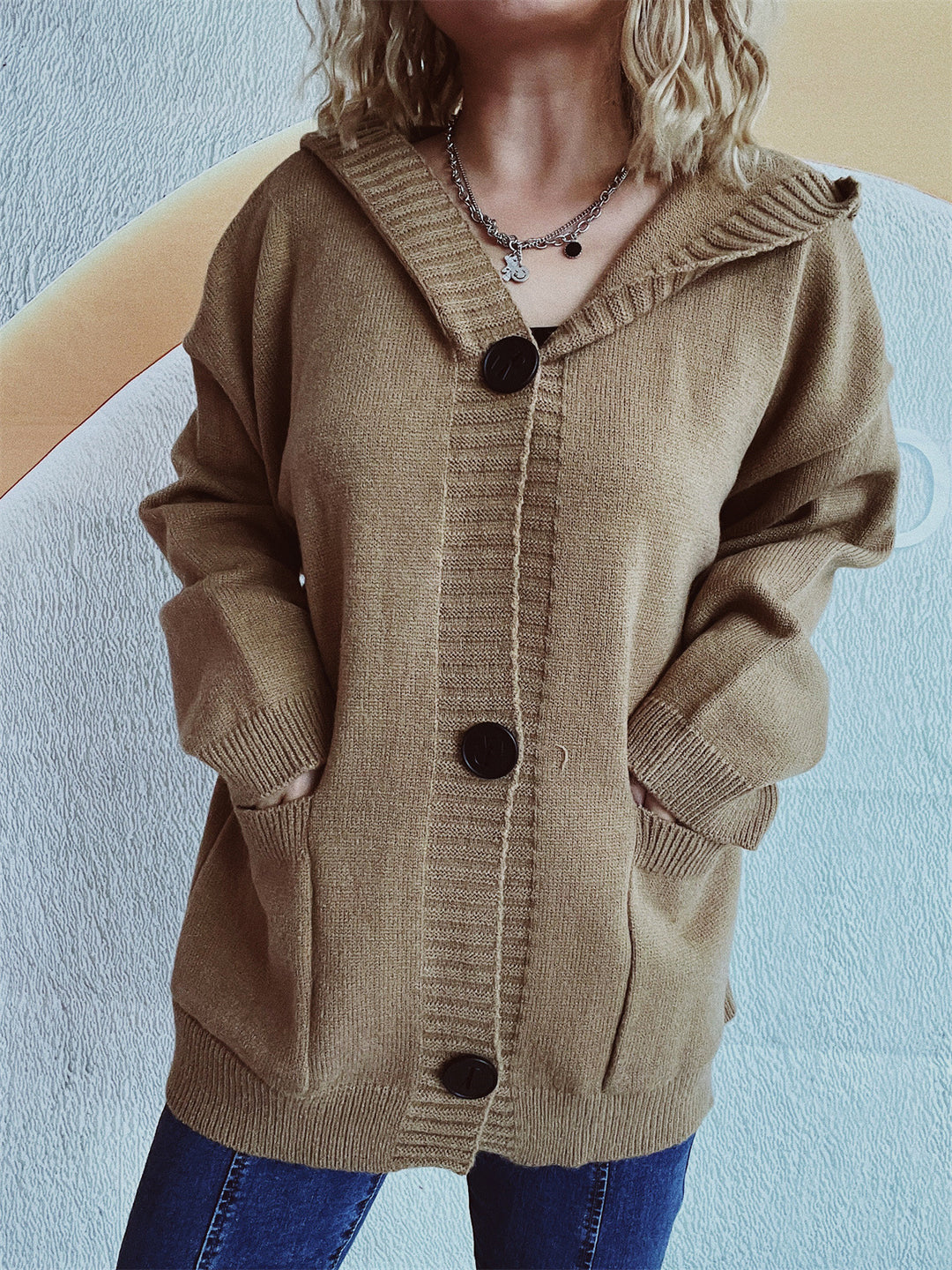 Damen bequeme Strickjacke mit Kapuze und praktischen Taschen R&B