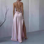 Damen Elegantes Bodenkotan Maxi-Kleid mit schmalen Spaghetti-Trägern und tiefem Ausschnitt R&B