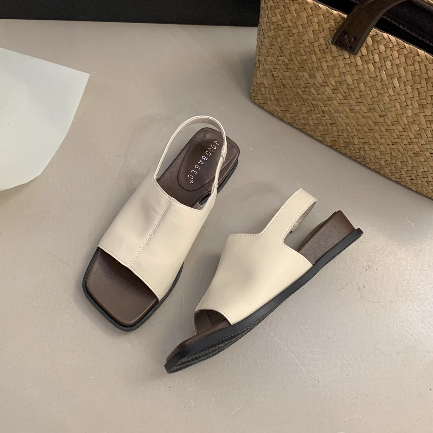 Damen elegante und bequeme Sandalen mit modischem Riemchen und ergonomischer Sohle R&B