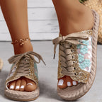 Damen Modische Zehentrenner-Pantoletten mit glitzernden Akzenten und floralen Details R&B