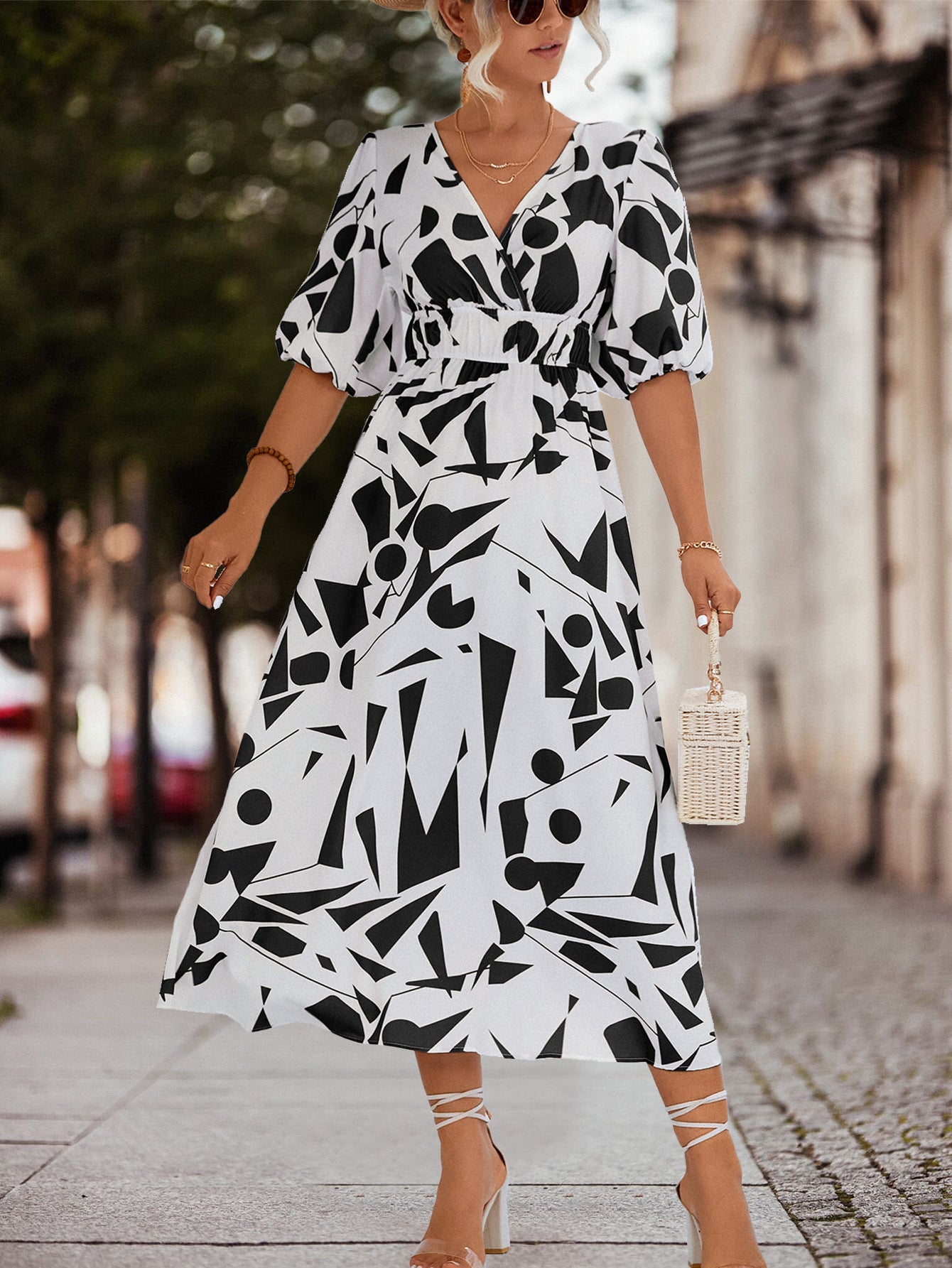 Damen Midikleid mit geometrischem Muster und elastischem Bund R&B