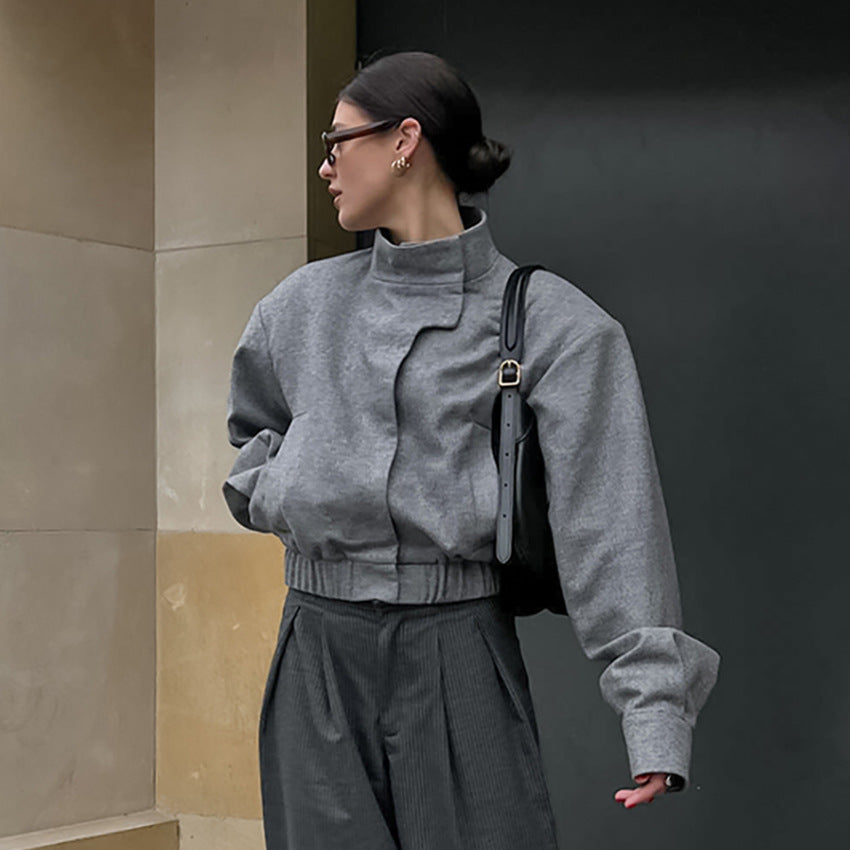 Damen Modische Oversized Jacke mit hohem Kragen und innovativem Design R&B