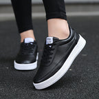 Damen Sportliche Sneakers mit flexiblem Obermaterial und rutschfester Sohle R&B