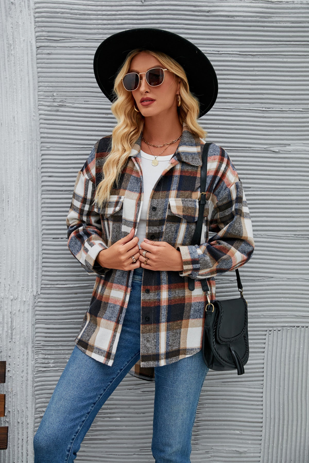 Damen Karottenjacke im lässigen Oversized-Stil mit kontrastierenden Karomustern R&B