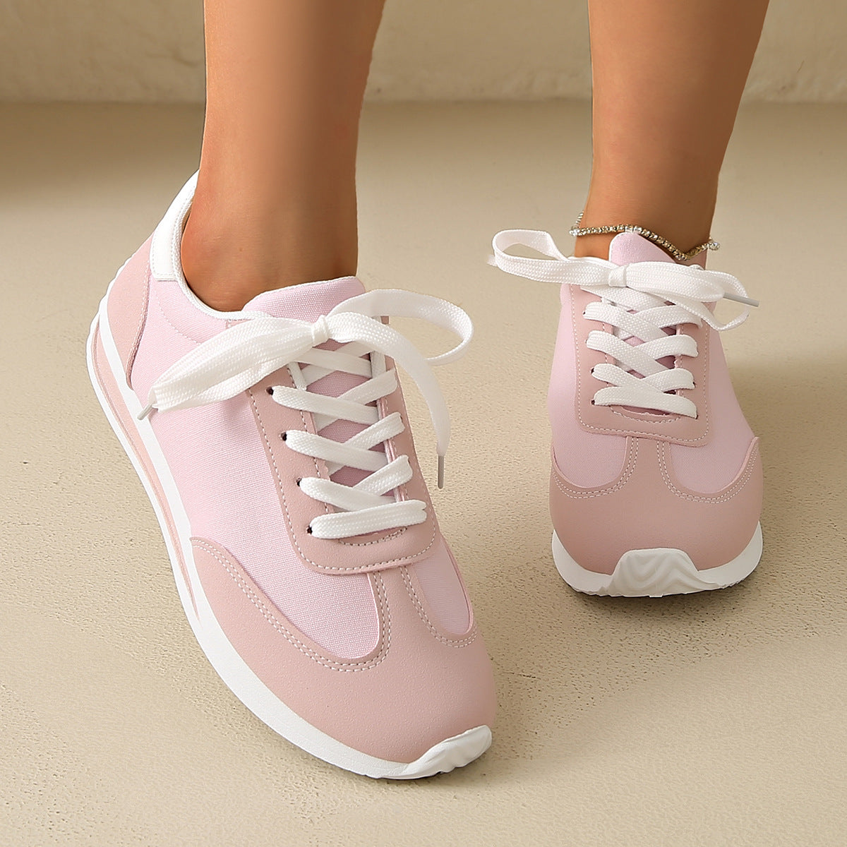 Damen Sportliche Sneakers mit luftiger Mesh-Oberfläche und flexibler Laufsohle R&B