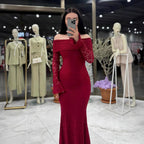 Damen Elegantes Spitzenkleid mit Off-Shoulder Design und Schößchen R&B