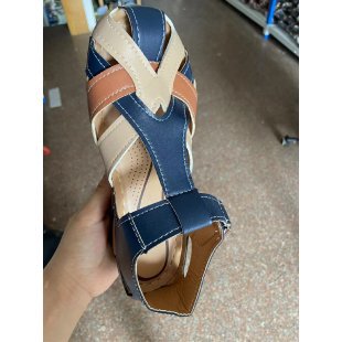 Damen Komfortable T-Sandalen mit vielfältigem Riemendesign R&B
