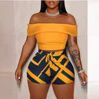 Damen Stylisches Off-Shoulder Oberteil mit gemusterter Shorts R&B