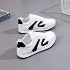 Damen Sneaker mit sportivem Design und atmungsaktiven Einsätzen R&B