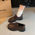 Damen modische Schnürschuhe mit klobiger Sohle und glänzender Oberfläche R&B