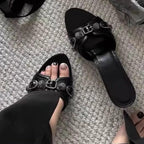 Damen Elegante Slides mit dekorativem Kettendetail R&B