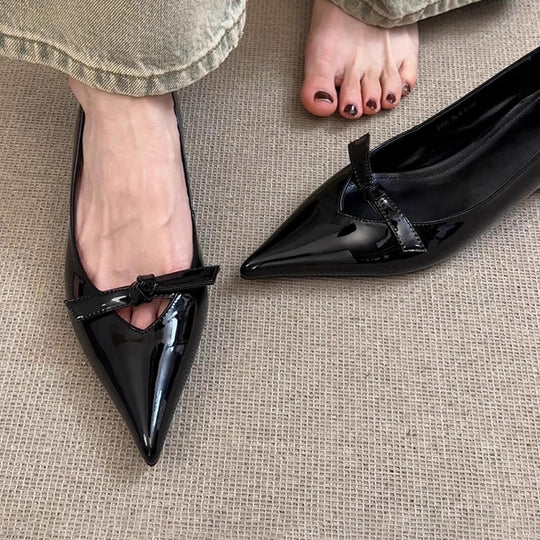 Damen spitze Ballerinas mit schickem Schleifen-Detail und komfortablem Blockabsatz R&B