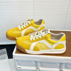 Damen Sportliche Sneakers mit atmungsaktivem Mesh und robustem Veloursleder R&B