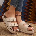 Damen Komfortable Wedge-Pantoletten mit verstellbarem Riemendesign und dekorativen Schnallen R&B