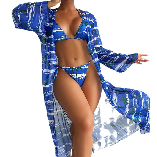 Damen Strandmode mit leicht transparentem Kimono und modischem Bikini R&B
