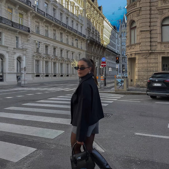Damen Modische Oversized Jacke mit doppelter Knopfreihe und weichem Innenfutter R&B