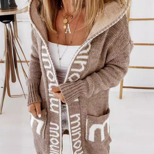 Damen Oversized Strickjacke mit Kapuze und praktischen Taschen R&B
