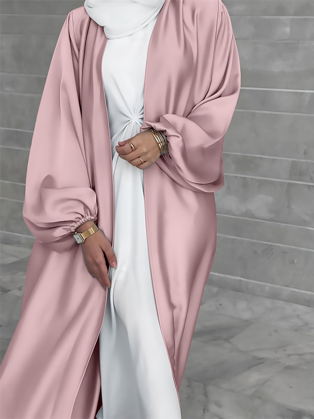 Damen Elegante Satinjacke mit weit geschnittenen Ärmeln R&B