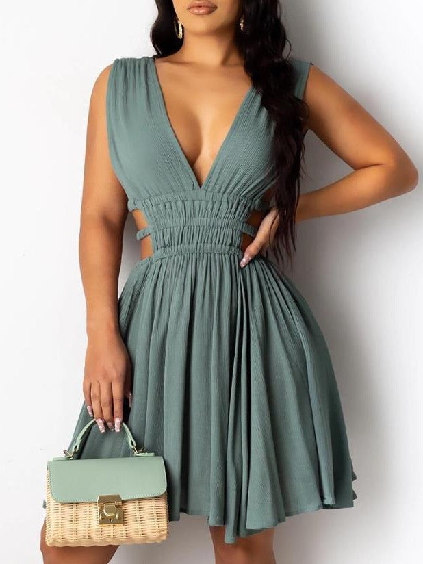 Damen Sommerliches Cut-Out Kleid mit V-Ausschnitt und Raffung R&B