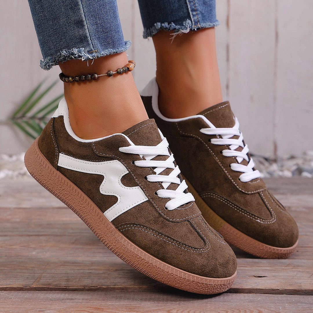 Damen Sportliche Sneakers mit weichem Veloursoberteil und rutschfester Sohle R&B