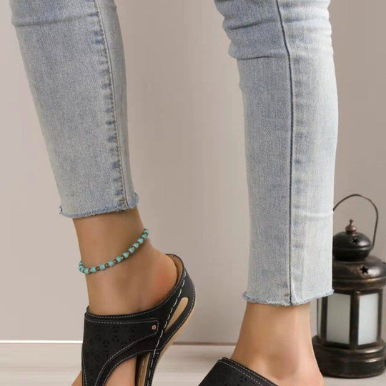 Damen Entspannende Zehentrenner-Sandalen mit modischem Cut-Out-Design und komfortablem Fußbett R&B