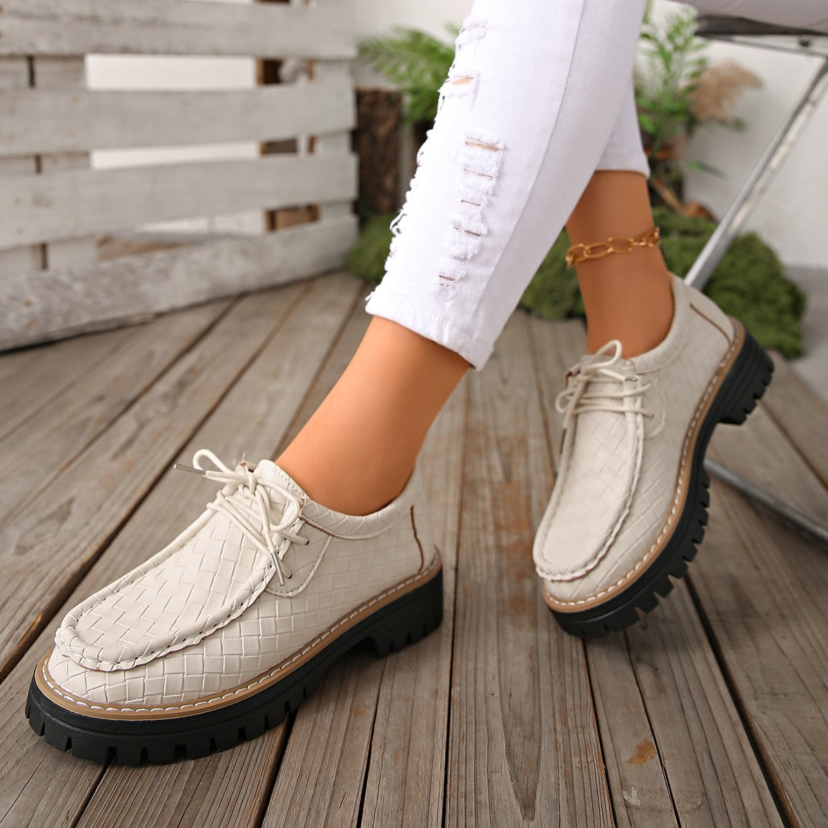 Damen Schnürschuhe mit schimmerndem Krokoprägung und rutschfester Profilsohle R&B