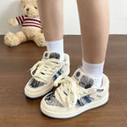 Damen Sportliche Sneakers mit verspieltem Design und atmungsaktiver Obermaterialkombination