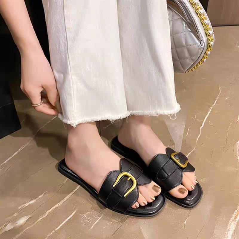 Damen modische Badeschuhe mit trendigem Riemen und goldfarbener Schnalle R&B