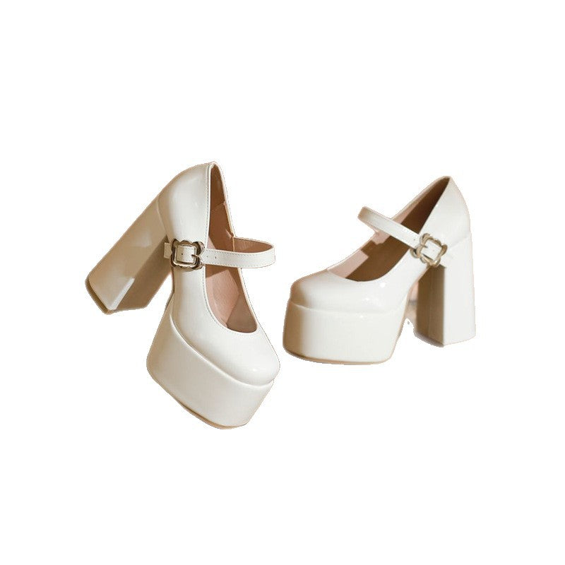 Damen Plateau-Pumps mit Rundschnürung und eleganter Schnalle R&B
