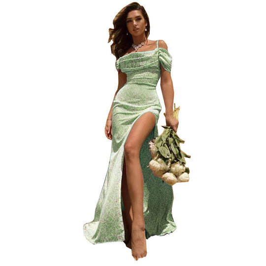 Damen Elegantes Maxikleid mit Off-Shoulder Design und hohem Beinschlitz R&B
