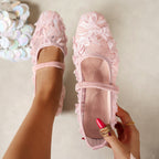 Damen eleganter Ballerina mit floralem Spitzenoberteil R&B