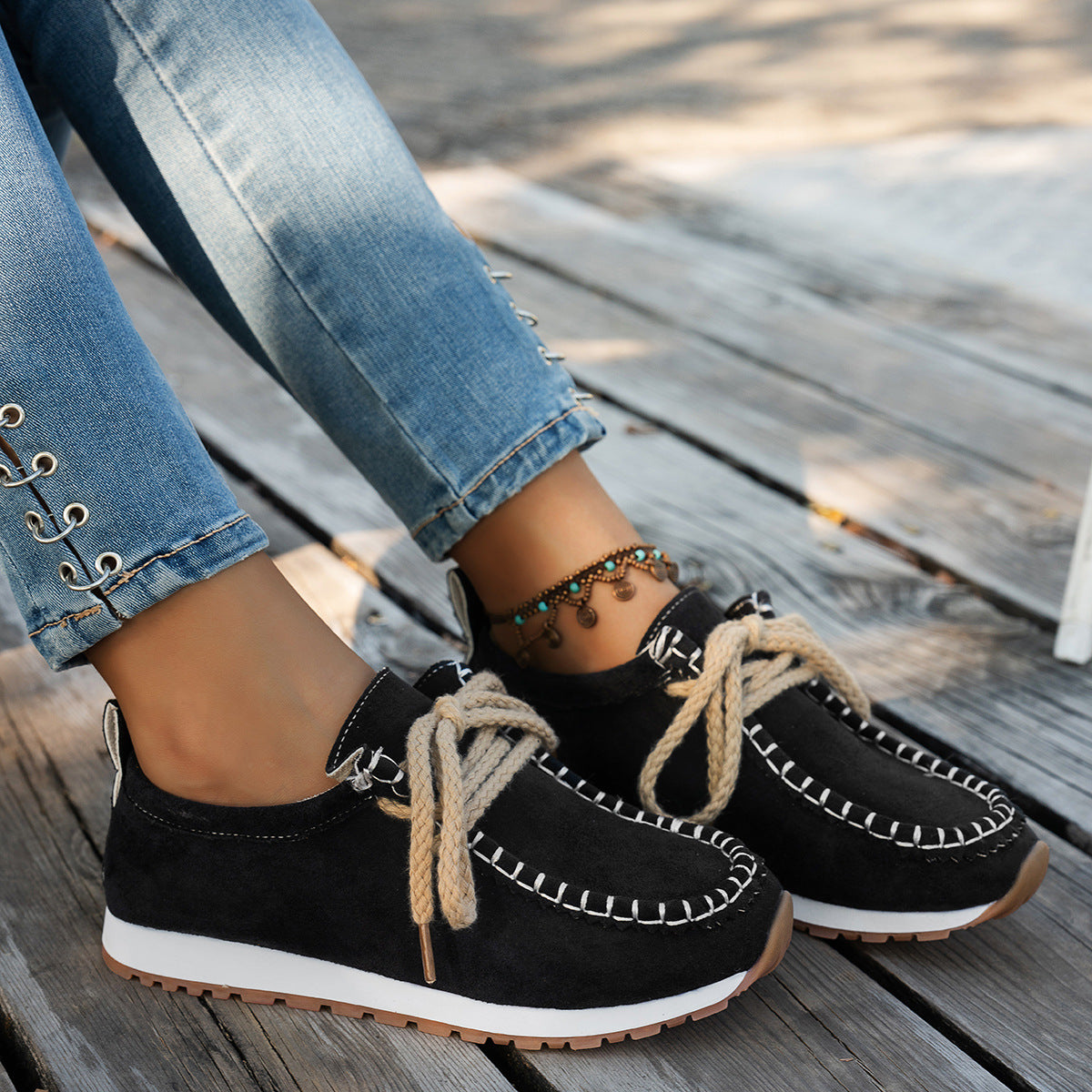 Damen Freizeit-Sneaker aus weichem Wildleder mit dekorativer Schnürung R&B