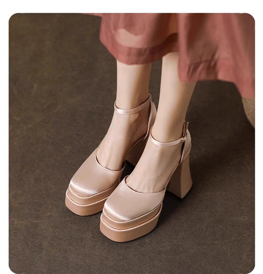 Damen Plateau-High-Heels mit schickem Riemen R&B
